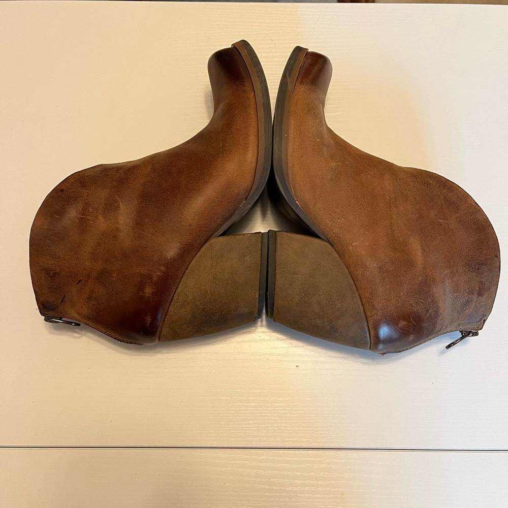 Korks Shamira by Korkease Leather Ankle Bootie Size 7 1/2 Brown